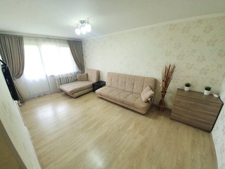 2-комн. квартира, ул. Нефтяников, Алметьевск