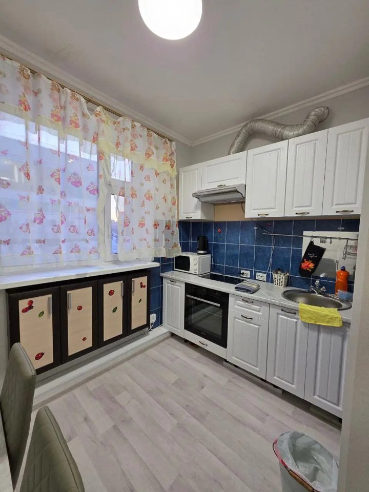 2-комн. квартира, ул Отке, Анадырь