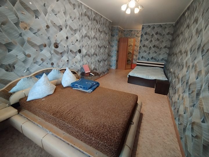 2-комн. квартира, ул Советская, Бийск