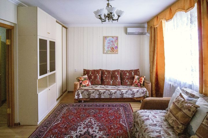 2-комн., Зейская, Благовещенск