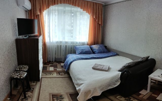 Студия, ул Адмирала Макарова, Большой Камень