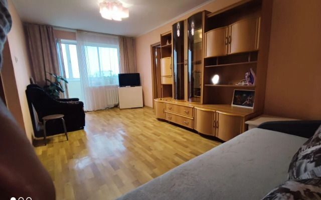 2-комн. квартира, ул Аллея Труда, Большой Камень