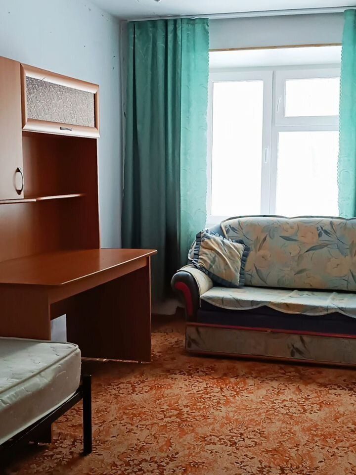 2-комн. квартира, ул Ильмен-Тау, Чебаркуль