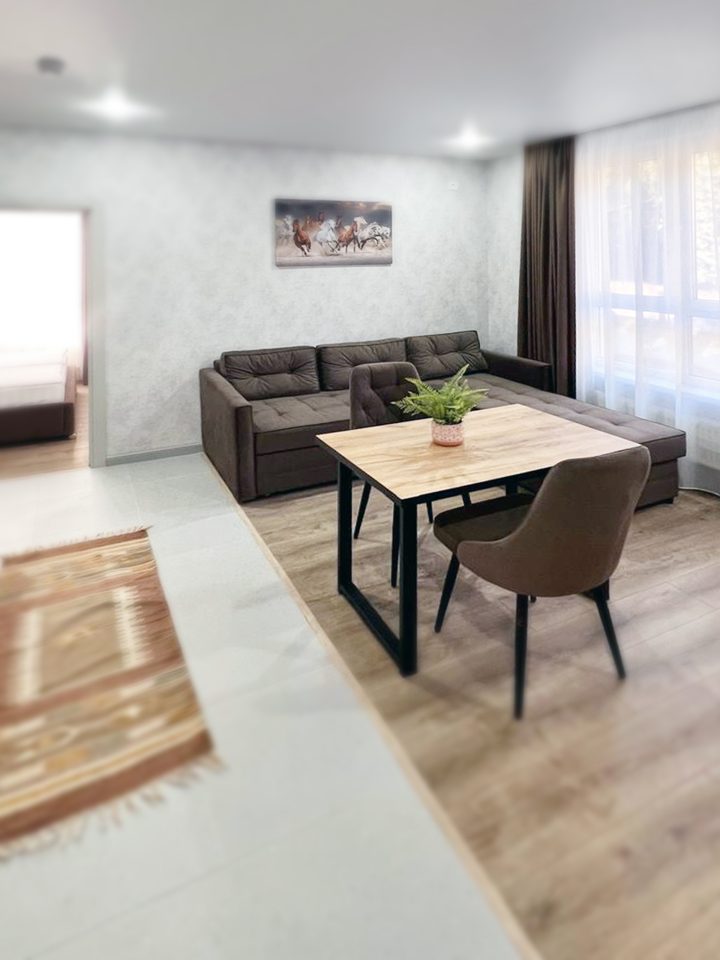 2-комн. квартира, ул Горная, Домбай