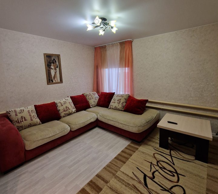 3-комн. квартира, улица Льва Толстого, Елец