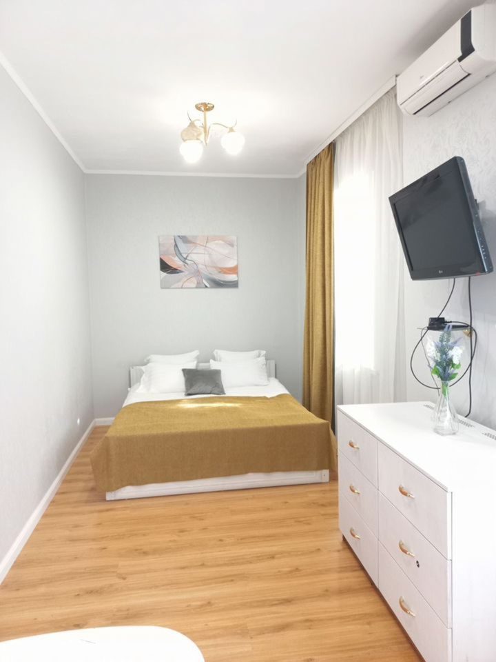 2-комн. квартира, ул Пионерская, Евпатория
