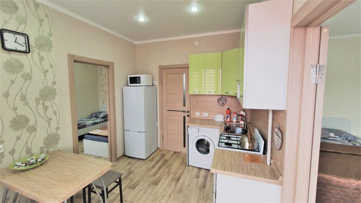 2-комн. квартира, нижнесадовая, Ейск