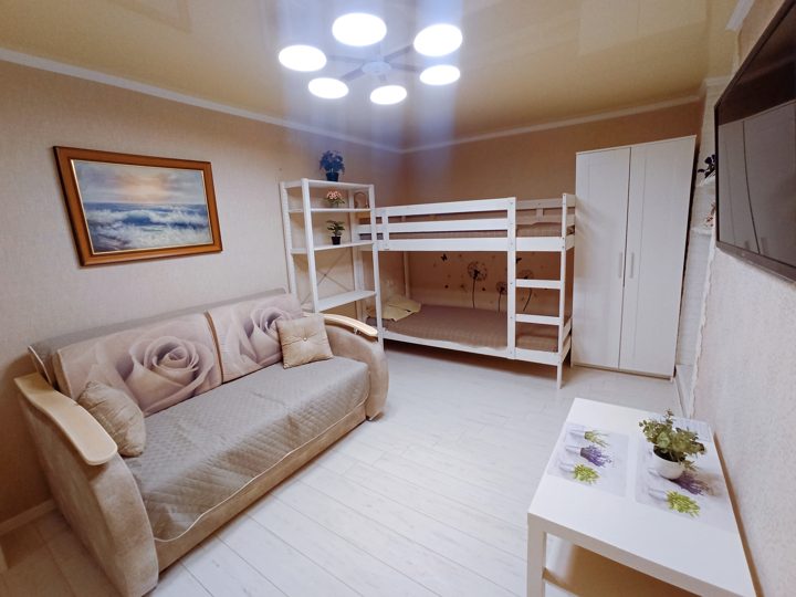 2-комн. квартира, ул Базарная, Феодосия