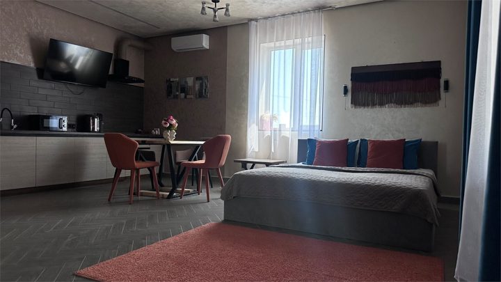 Студия, Красная улица, Гурзуф