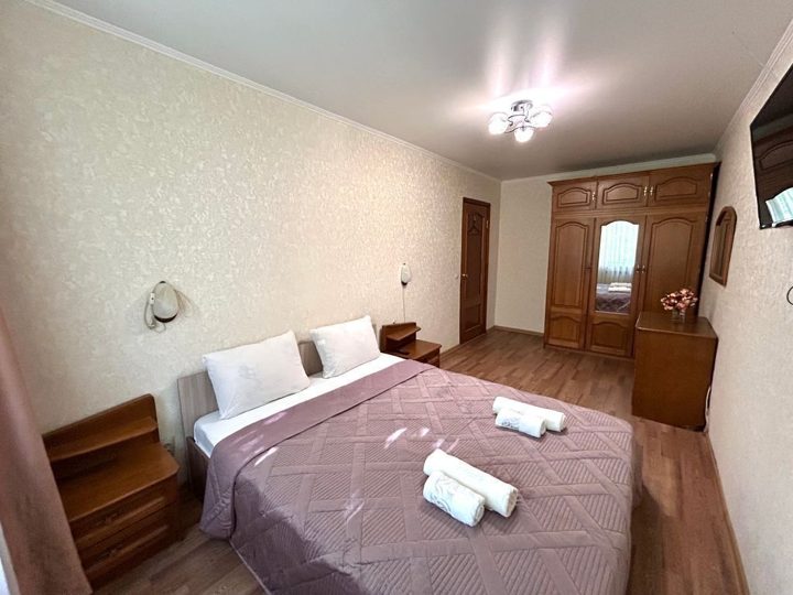 2-комн. квартира, Поле Свободы, Калуга