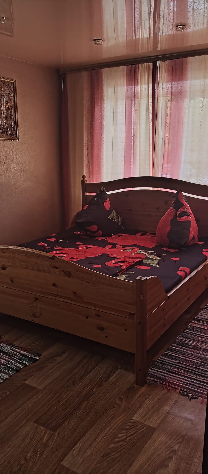 Студия, ул Октябрьская, Карасук