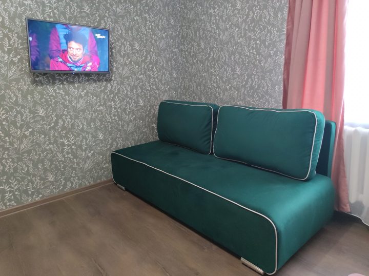 Студия, Ломако, Кольчугино