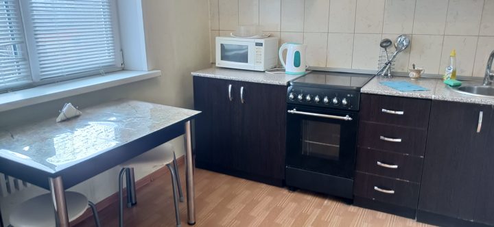 Студия, Солнечный мкр, Кучугуры