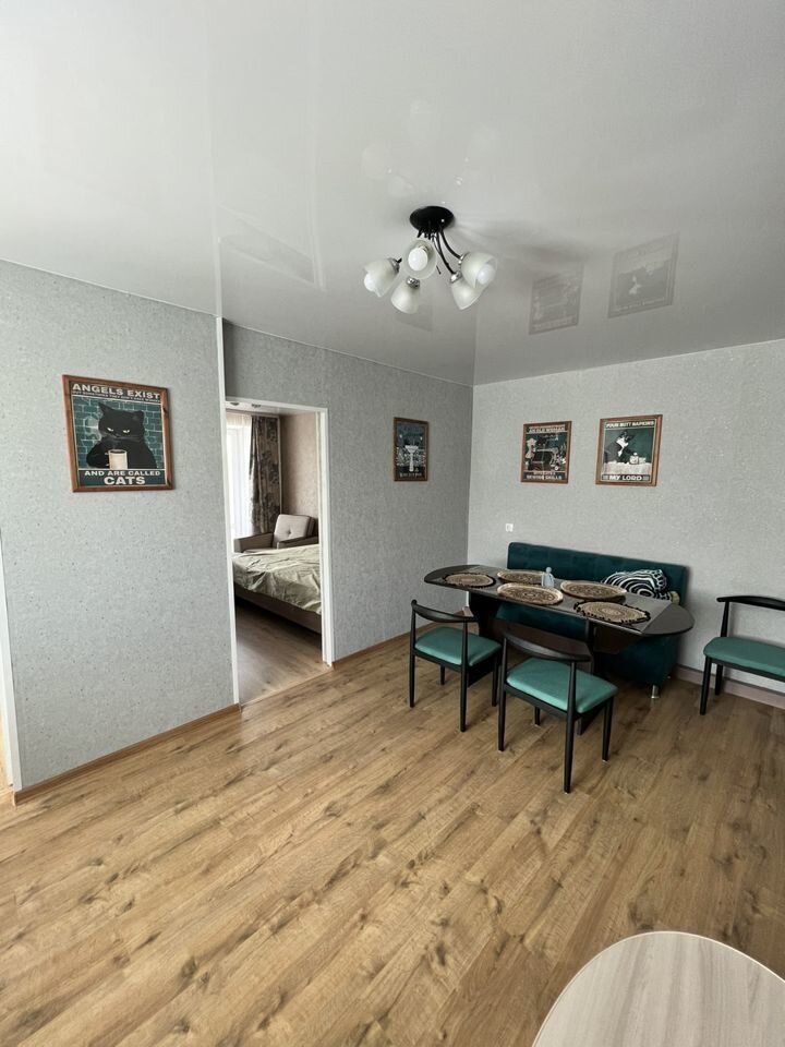 4-комн. квартира, ул. Мамонтова, Кунгур