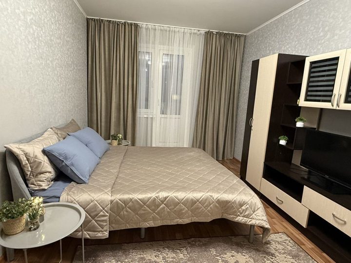 Студия, пр-кт Анатолия Дериглазова, Курск