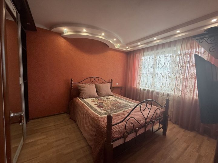 3-комн. квартира, ул Строителей, Курск