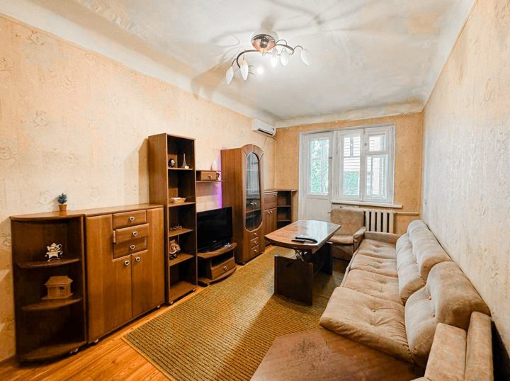3-комн. квартира, пл Героев ВОВ, Луганск
