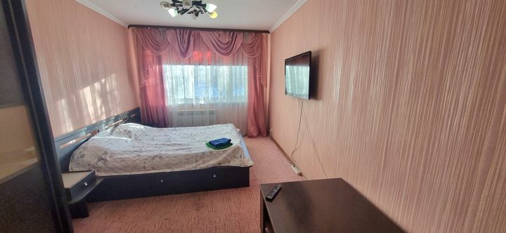 3-комн., ул Якутская, Магадан