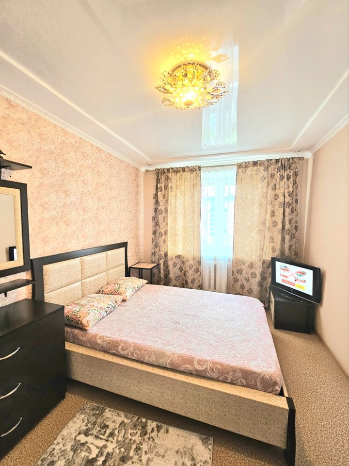 2-комн. квартира, ул Лазурная, Мариинский