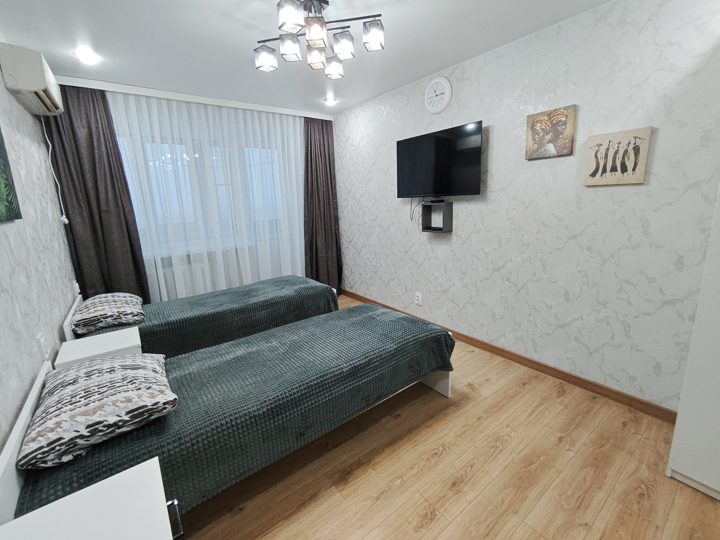 3-комн. квартира, Прогрессивная улица, Новошахтинск