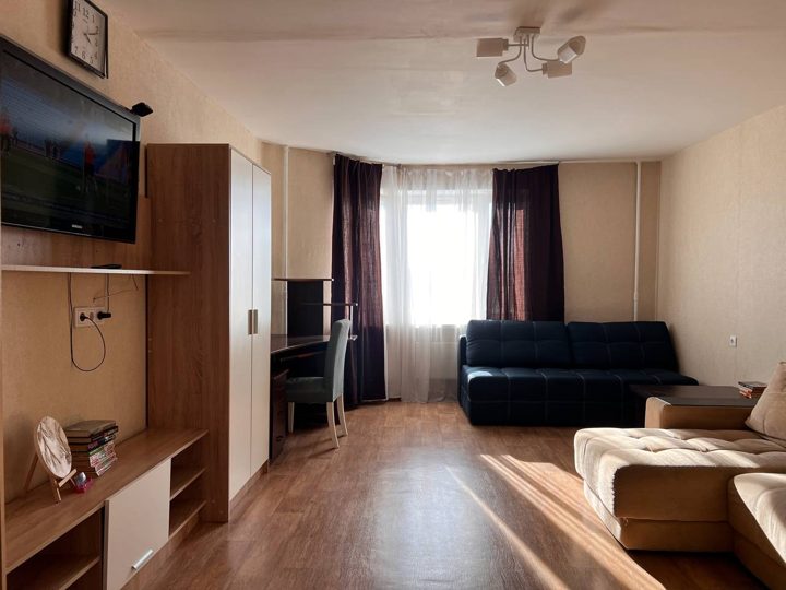 3-комн. квартира, кв-л Первомайский, Павловск
