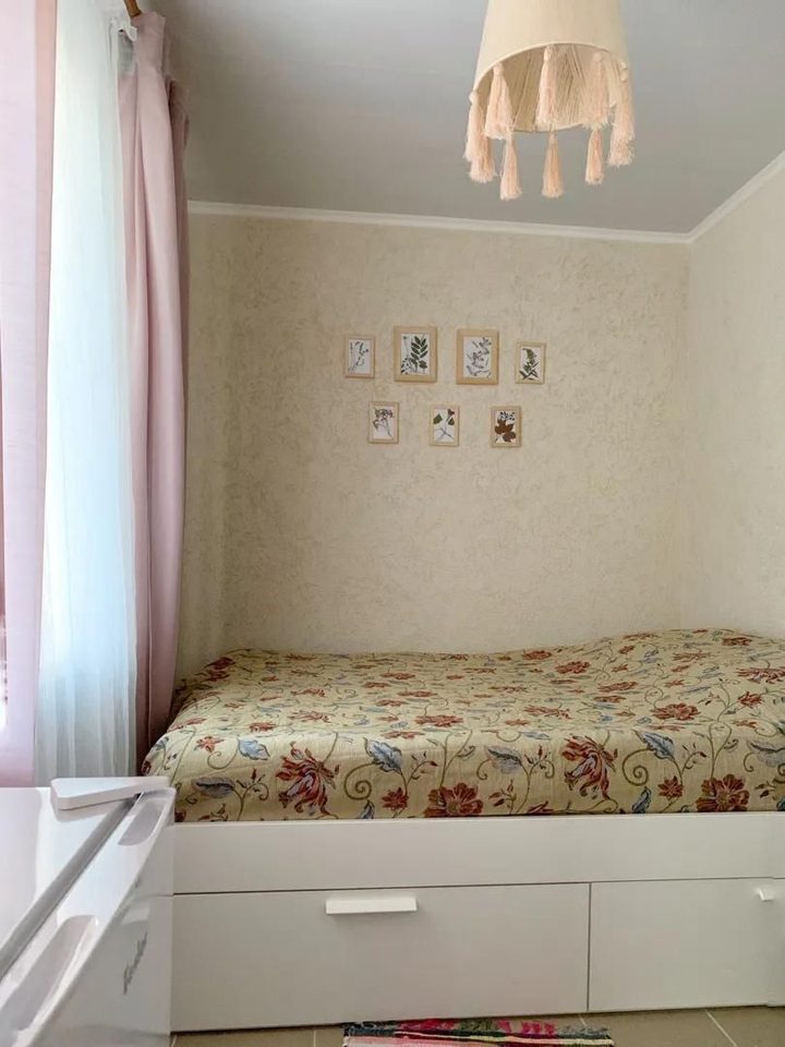 Студия, пер Просмушкиных, Саки