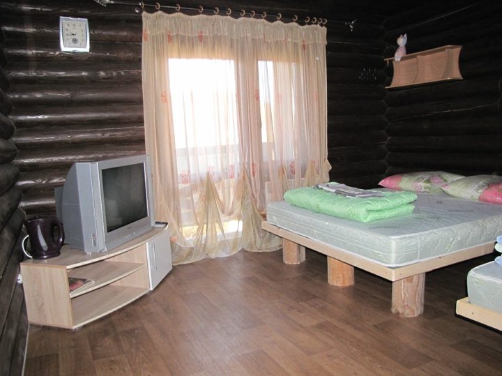 Студия, Нижняя Речная, Соколиное