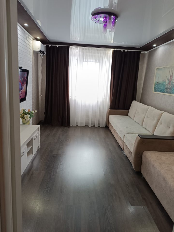 2-комн. квартира, 87 Я Гвардейская, Волжский