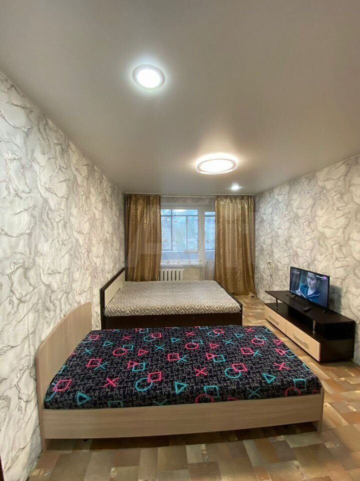 2-комн. квартира, Строительная, Воткинск